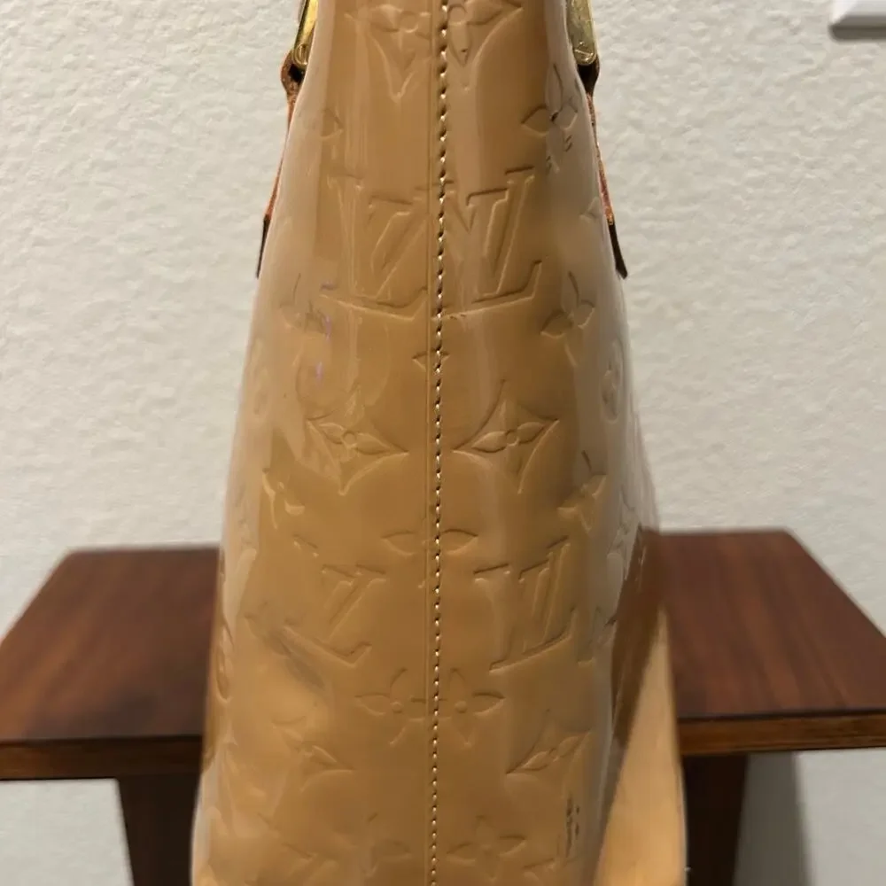 Louis Vuitton Monogram Vernis Houston Tote Bag